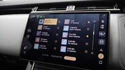 2025 (74) LAND ROVER RANGE ROVER VELAR 2.0 D200 MHEV Dynamic HSE 5dr Auto 5660401