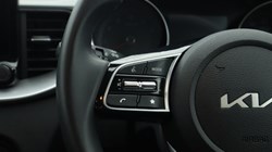 2025 (25) KIA CEED 1.5T GDi ISG 138 2 5dr 4730342