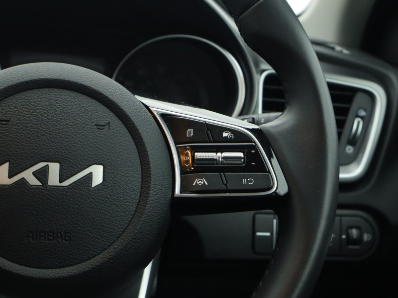 2025 (25) KIA CEED 1.5T GDi ISG 138 2 5dr 4730343