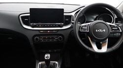 2025 (25) KIA CEED 1.5T GDi ISG 138 2 5dr 4730335