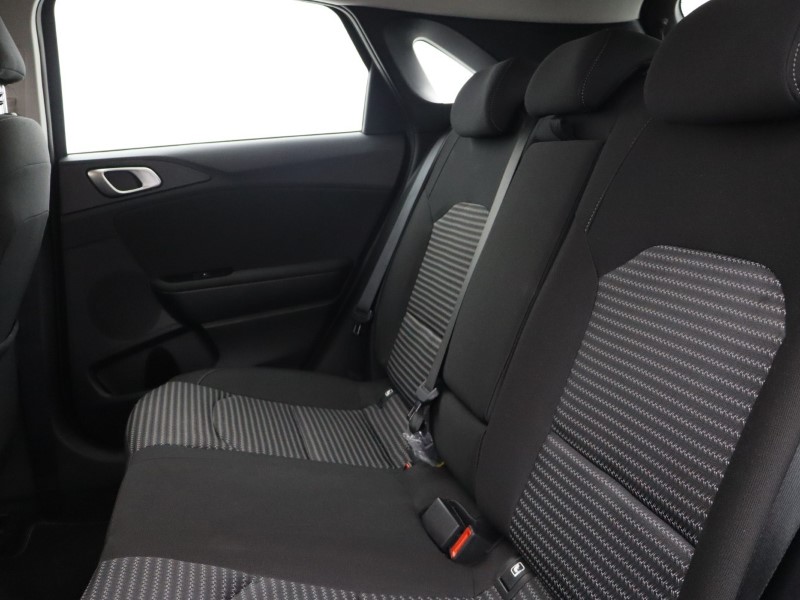 2025 (25) KIA CEED 1.5T GDi ISG 138 2 5dr 4730330