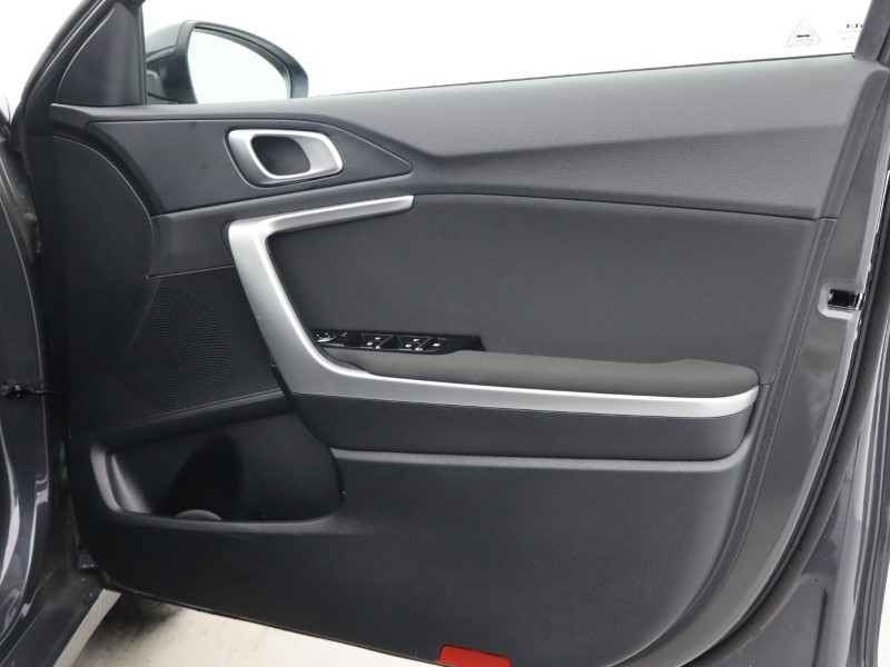 2025 (25) KIA CEED 1.5T GDi ISG 138 2 5dr 4730346