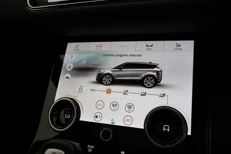 2020 (70) LAND ROVER RANGE ROVER EVOQUE 2.0 D180 R-Dynamic SE 5dr Auto 5678067