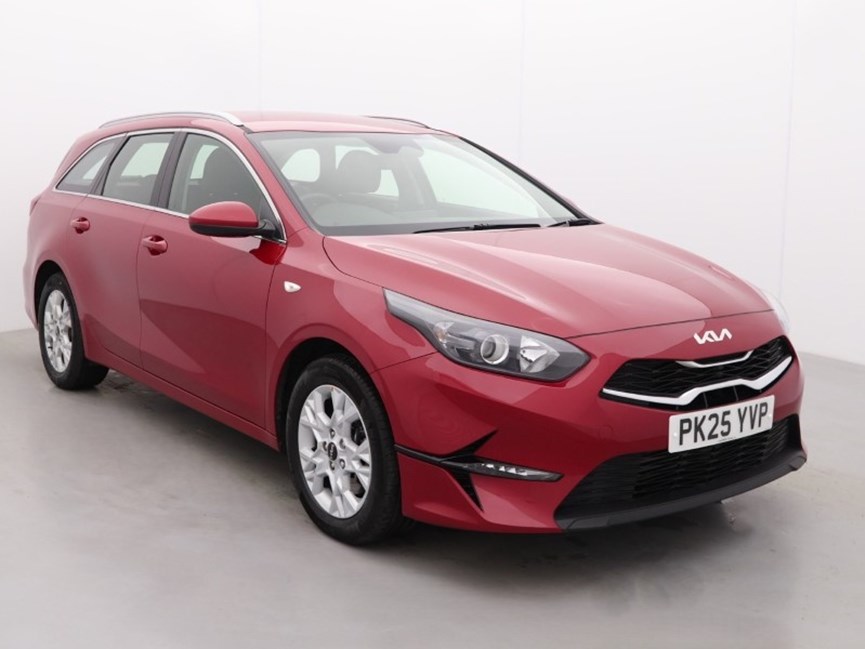 2025 (25) KIA CEED 1.5T GDi ISG 138 2 5dr