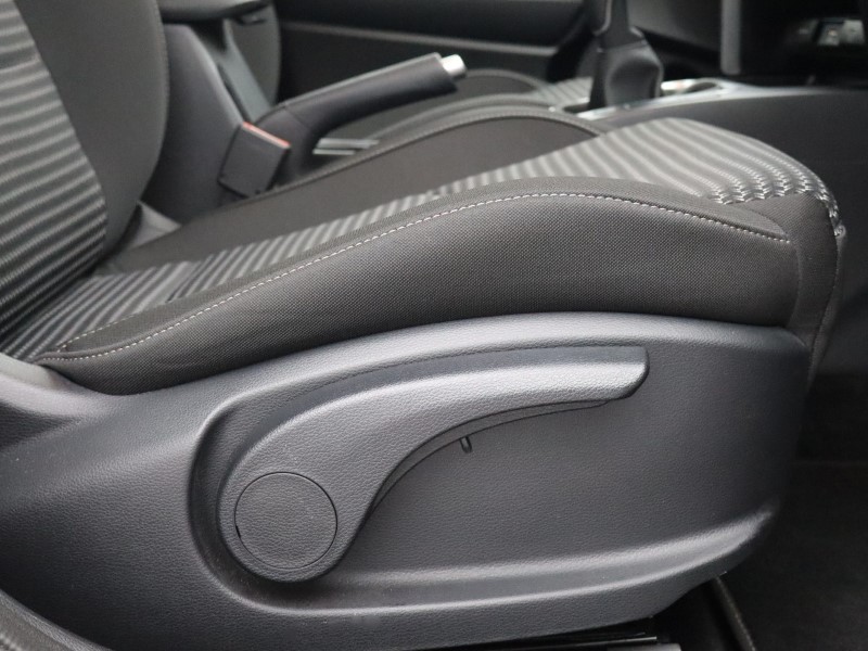 2025 (25) KIA CEED 1.5T GDi ISG 138 2 5dr 4730853