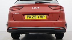 2025 (25) KIA CEED 1.5T GDi ISG 138 2 5dr 4730871