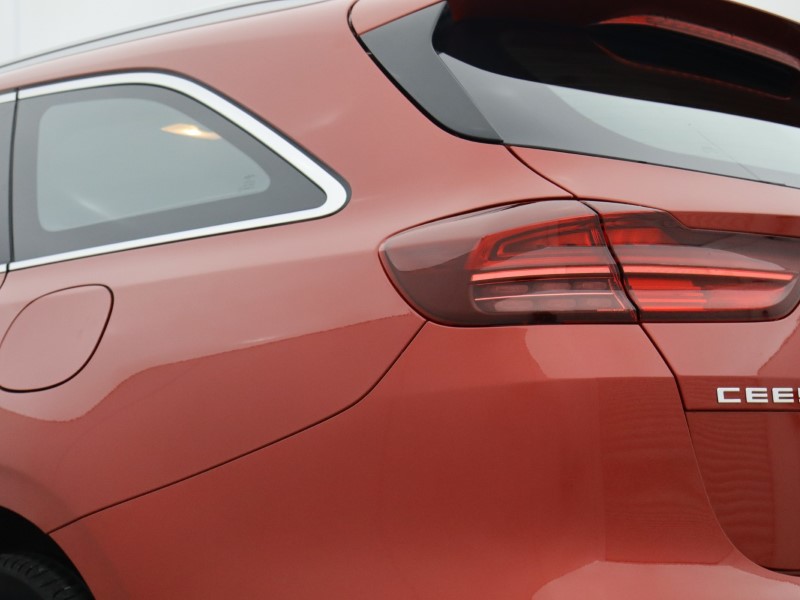 2025 (25) KIA CEED 1.5T GDi ISG 138 2 5dr 4730870