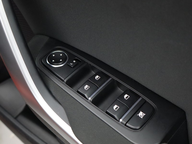 2025 (25) KIA CEED 1.5T GDi ISG 138 2 5dr 4730852