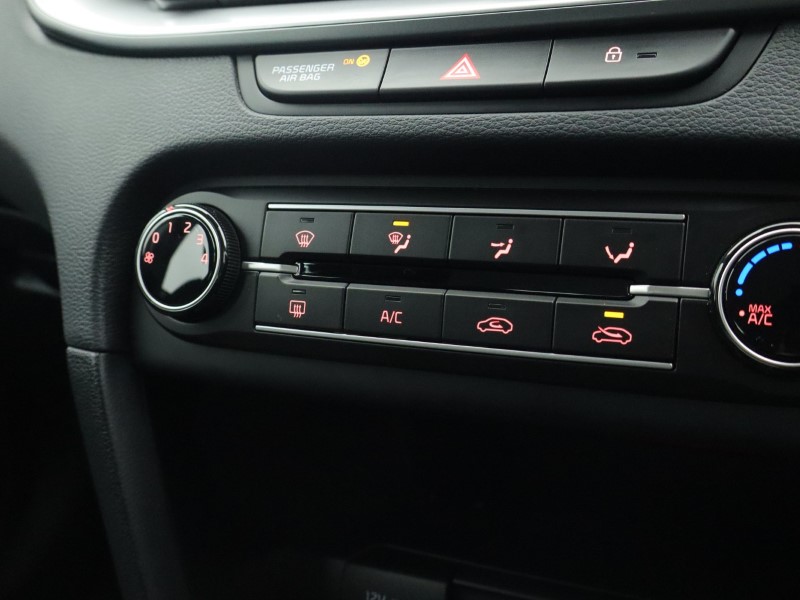 2025 (25) KIA CEED 1.5T GDi ISG 138 2 5dr 4730861