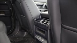 2025 (75) LAND ROVER DEFENDER 3.0 D350 X-Dynamic SE 110 5dr Auto 5652052