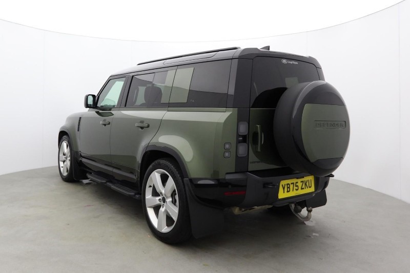 2025 (75) LAND ROVER DEFENDER 3.0 D350 X-Dynamic SE 110 5dr Auto 5652027