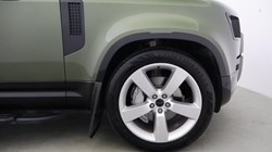 2025 (75) LAND ROVER DEFENDER 3.0 D350 X-Dynamic SE 110 5dr Auto 5652225