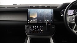 2025 (75) LAND ROVER DEFENDER 3.0 D350 X-Dynamic SE 110 5dr Auto 5652068