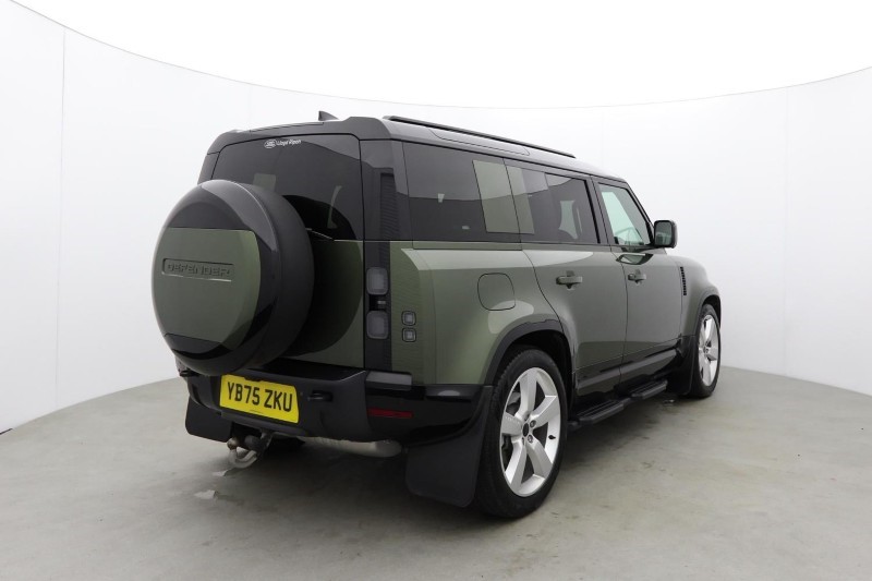 2025 (75) LAND ROVER DEFENDER 3.0 D350 X-Dynamic SE 110 5dr Auto 5652026