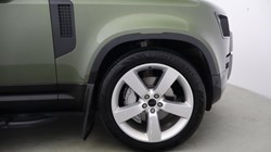 2025 (75) LAND ROVER DEFENDER 3.0 D350 X-Dynamic SE 110 5dr Auto 5652223