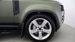 2025 (75) LAND ROVER DEFENDER 3.0 D350 X-Dynamic SE 110 5dr Auto 5652057