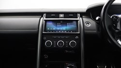 2019 (19) LAND ROVER DISCOVERY 3.0 SDV6 HSE Luxury 5dr Auto 5728990