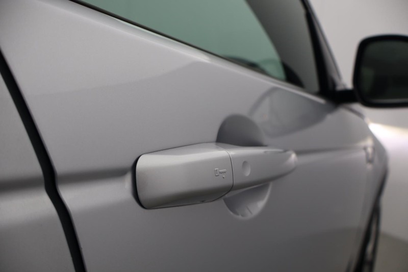 2025 (74) LAND ROVER DISCOVERY SPORT 2.0 D200 Dynamic HSE 5dr Auto [7 Seat] 5695957