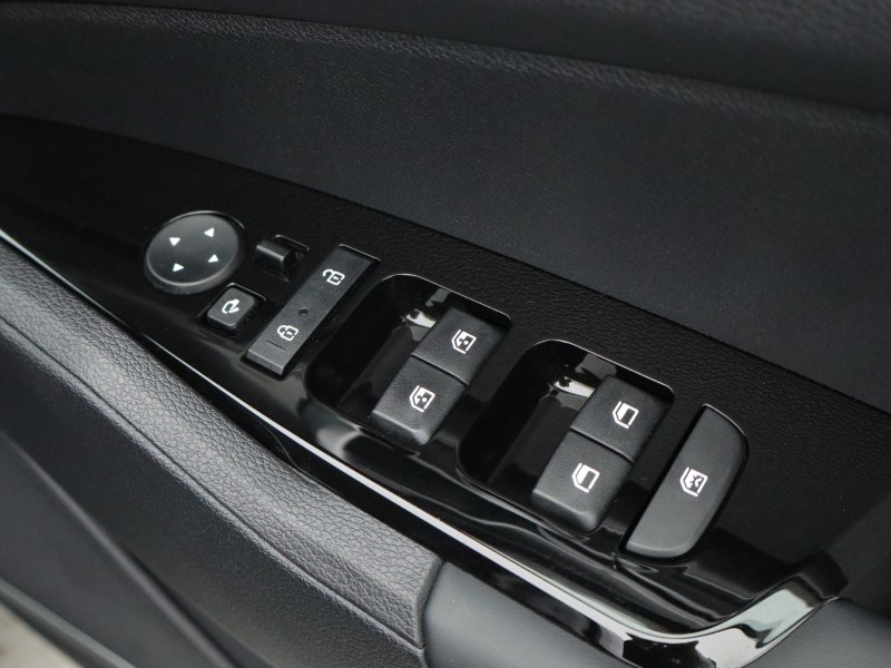 2025 (25) KIA SPORTAGE 1.6T GDi 207 HEV 3 5dr Auto 4684603