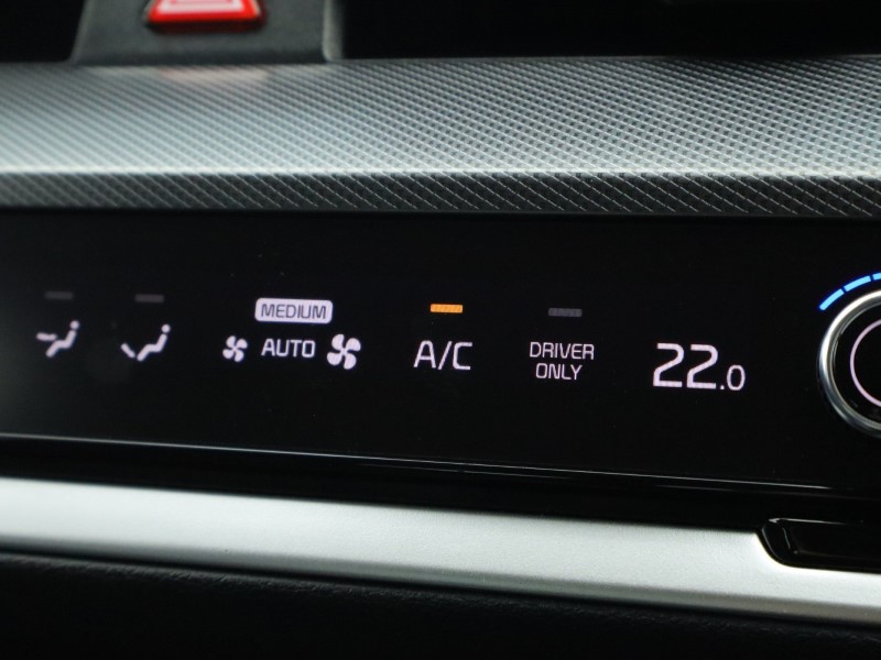 2025 (25) KIA SPORTAGE 1.6T GDi 207 HEV 3 5dr Auto 4684614