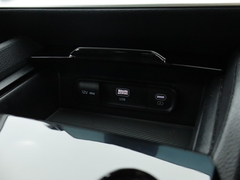 2025 (25) KIA SPORTAGE 1.6T GDi 207 HEV 3 5dr Auto 4684617