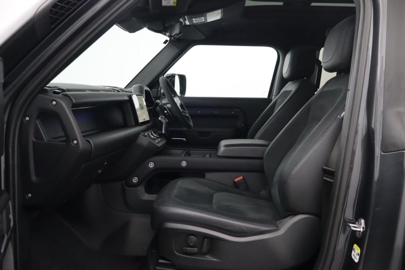 2022 (22) LAND ROVER DEFENDER 5.0 P525 V8 Carpathian Edition 90 3dr Auto 5692265