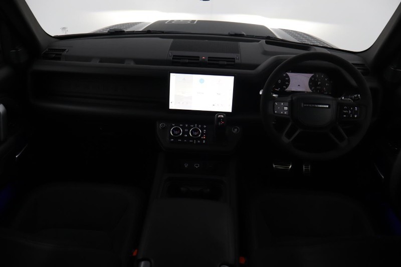 2022 (22) LAND ROVER DEFENDER 5.0 P525 V8 Carpathian Edition 90 3dr Auto 5692278