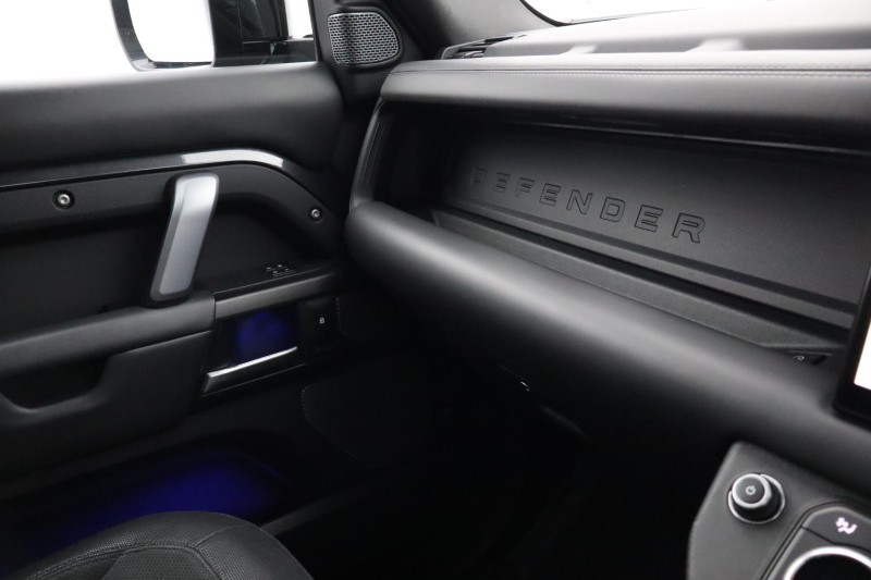2022 (22) LAND ROVER DEFENDER 5.0 P525 V8 Carpathian Edition 90 3dr Auto 5692306