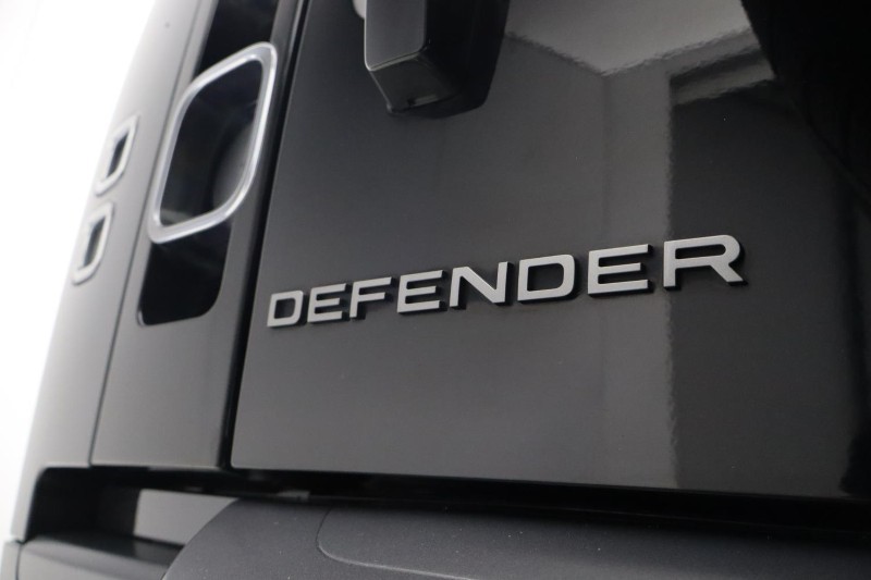 2022 (22) LAND ROVER DEFENDER 5.0 P525 V8 Carpathian Edition 90 3dr Auto 5692256
