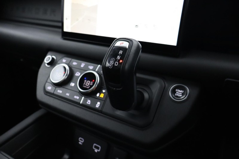 2022 (22) LAND ROVER DEFENDER 5.0 P525 V8 Carpathian Edition 90 3dr Auto 5692294