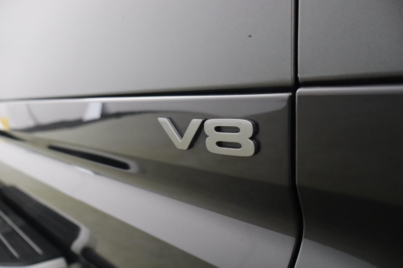 2022 (22) LAND ROVER DEFENDER 5.0 P525 V8 Carpathian Edition 90 3dr Auto 5692272