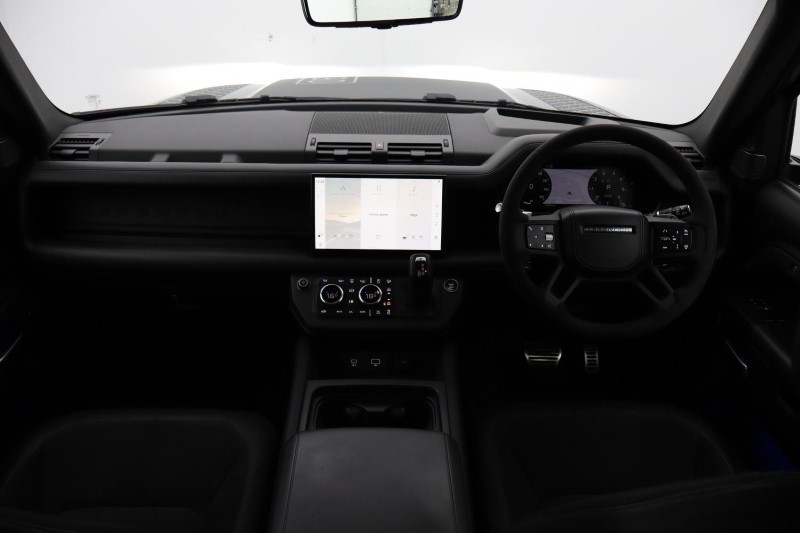2022 (22) LAND ROVER DEFENDER 5.0 P525 V8 Carpathian Edition 90 3dr Auto 5692281