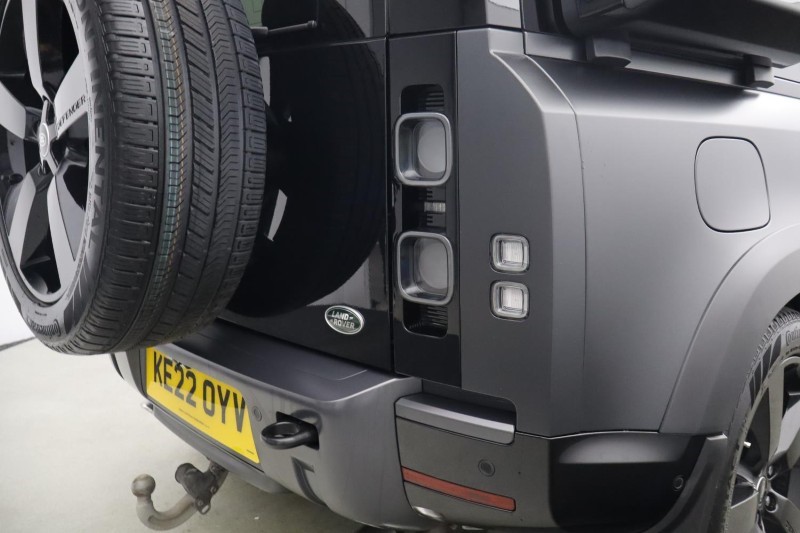 2022 (22) LAND ROVER DEFENDER 5.0 P525 V8 Carpathian Edition 90 3dr Auto 5692262