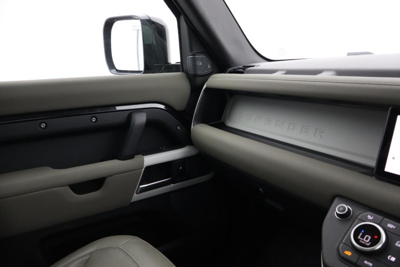 2022 (22) LAND ROVER DEFENDER 3.0 P400 XS Edition 90 3dr Auto 5682578