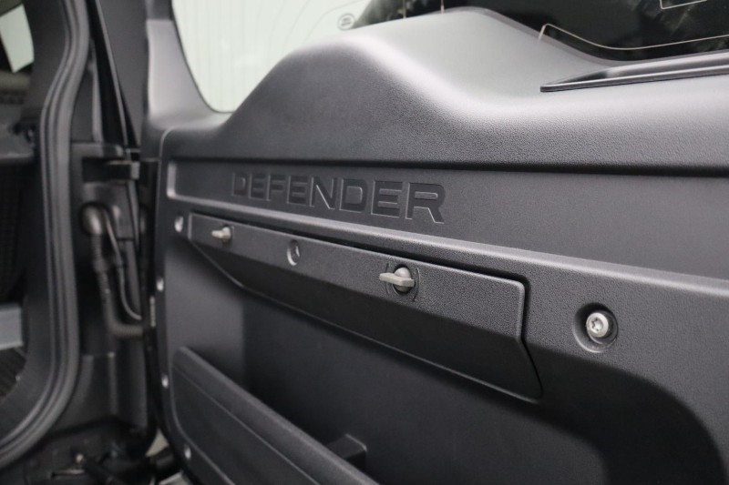 2022 (22) LAND ROVER DEFENDER 3.0 P400 XS Edition 90 3dr Auto 5682532