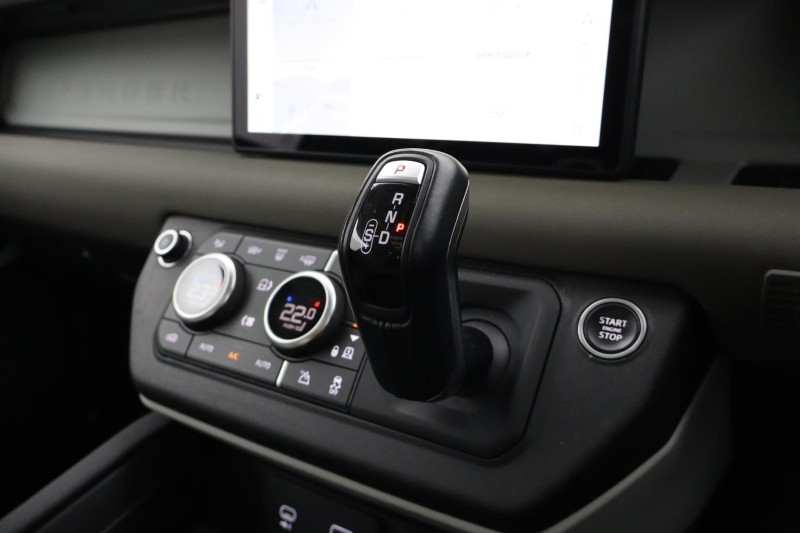 2022 (22) LAND ROVER DEFENDER 3.0 P400 XS Edition 90 3dr Auto 5682566