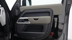 2022 (22) LAND ROVER DEFENDER 3.0 P400 XS Edition 90 3dr Auto 5682542