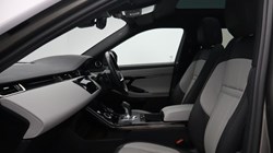 2023 (23) LAND ROVER RANGE ROVER EVOQUE 1.5 P300e Evoque Edition 5dr Auto 5708673