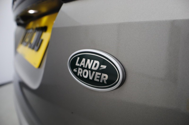 2023 (23) LAND ROVER RANGE ROVER EVOQUE 1.5 P300e Evoque Edition 5dr Auto 5708676
