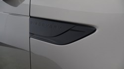 2022 (72) LAND ROVER DISCOVERY 3.0 D300 R-Dynamic HSE 5dr Auto 5698579