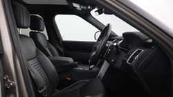 2022 (72) LAND ROVER DISCOVERY 3.0 D300 R-Dynamic HSE 5dr Auto 5698553