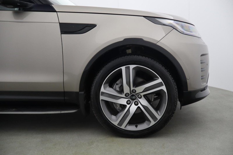 2022 (72) LAND ROVER DISCOVERY 3.0 D300 R-Dynamic HSE 5dr Auto 5698577