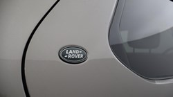2022 (72) LAND ROVER DISCOVERY 3.0 D300 R-Dynamic HSE 5dr Auto 5698583
