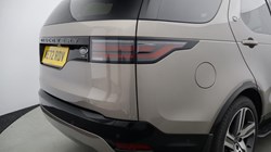 2022 (72) LAND ROVER DISCOVERY 3.0 D300 R-Dynamic HSE 5dr Auto 5698533