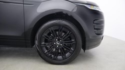 2025 (25) LAND ROVER RANGE ROVER EVOQUE 1.5 P270e Edition 5dr Auto 5721297