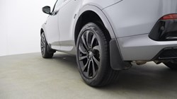 2023 (73) LAND ROVER DISCOVERY SPORT 2.0 D200 R-Dynamic HSE 5dr Auto 5700475