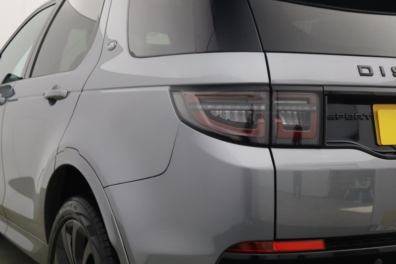 2023 (73) LAND ROVER DISCOVERY SPORT 2.0 D200 R-Dynamic HSE 5dr Auto 5700473