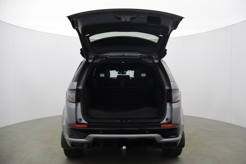 2023 (73) LAND ROVER DISCOVERY SPORT 2.0 D200 R-Dynamic HSE 5dr Auto 5700478