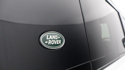2022 (72) LAND ROVER DEFENDER 3.0 D300 X-Dynamic SE 110 5dr Auto 5704129