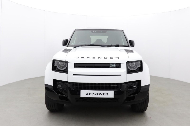 2022 (72) LAND ROVER DEFENDER 3.0 D300 X-Dynamic SE 110 5dr Auto 5704077